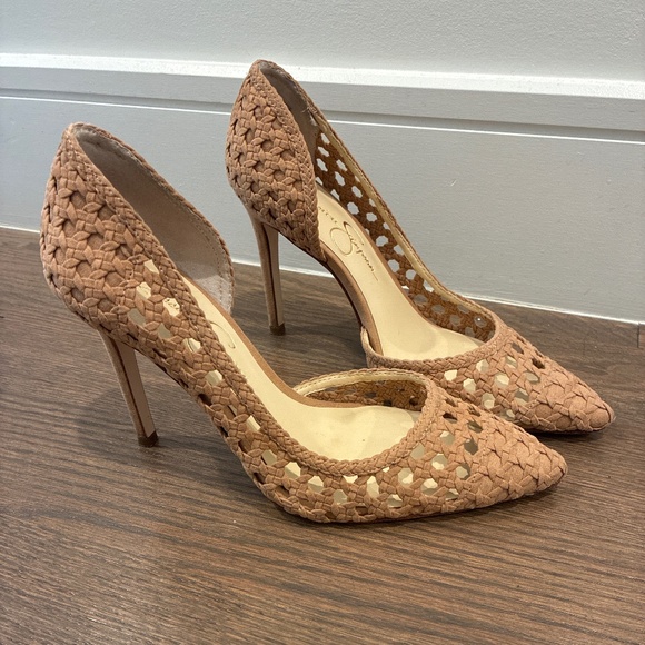Woven Jessica Simpson neutral heels size 7.5 , with the original box - Picture 1 of 5